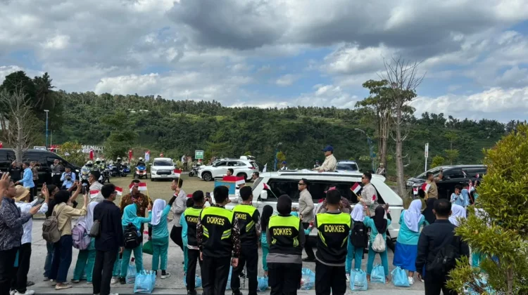 Biddokkes Polda NTB  Melayani Kesehatan saat Peresmian Bendungan Meninting