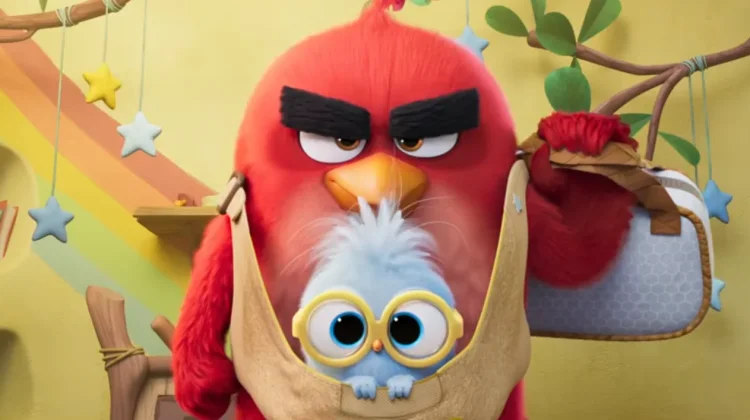 Trailer Angry Birds 3 Tampilkan Red sebagai Ayah