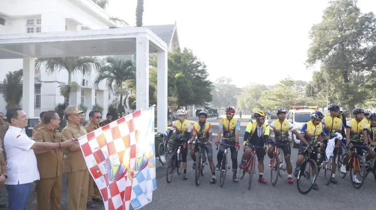 Wakil Wali Kota Bima Lepas Peserta Kirab Obor Api PORPROV XII NTB Tahun 2026
