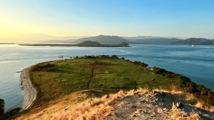 Pulau Kenawa, Surga Kecil di Sumbawa Barat