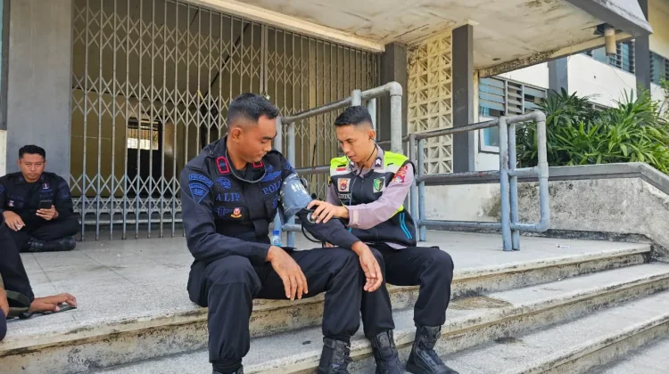Biddokkes Polda NTB Layani Kesehatan Personel Pengamanan Porprov XII NTB