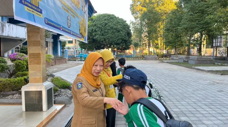SMPN 15 Mataram Komitmen Wujudkan Sekolah Aman dan Nyaman bagi Siswa Baru