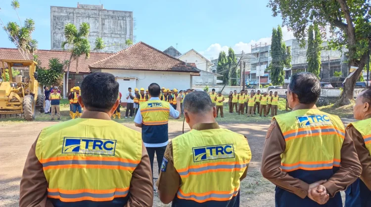 Resmikan TRC Infrastruktur, Gubernur Pastikan Aduan Jalan Rusak Direspon 24 Jam