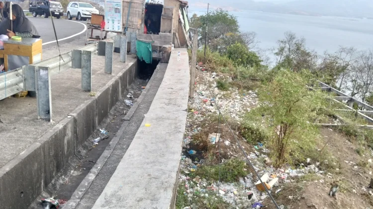 Keindahan Sunset Nanga Tumpu Perlu Didukung Penataan Kawasan