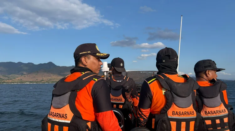 Tim SAR Perluas Pencarian Nelayan Hilang di Perairan Pulau Sangiang Bima
