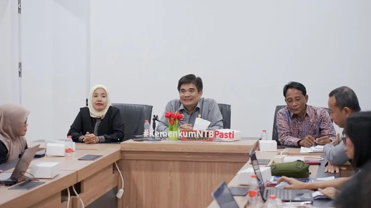 Kanwil Kemenkum NTB Harmonisasi Tiga Raperbup Kabupaten Sumbawa Barat