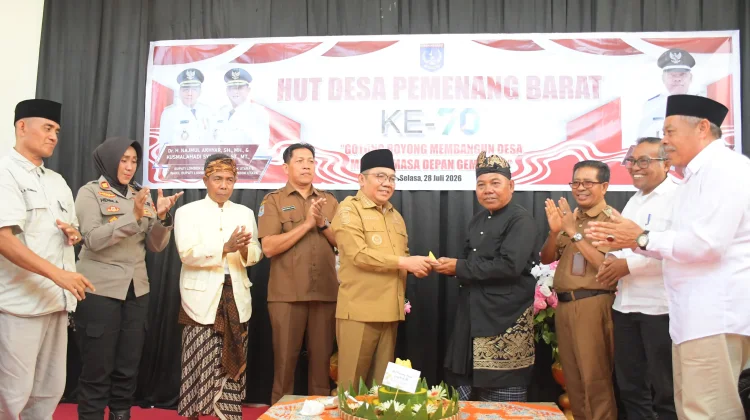 HUT Ke-70 Pemenang Barat, Bupati Najmul Wacanakan Perubahan Status Desa