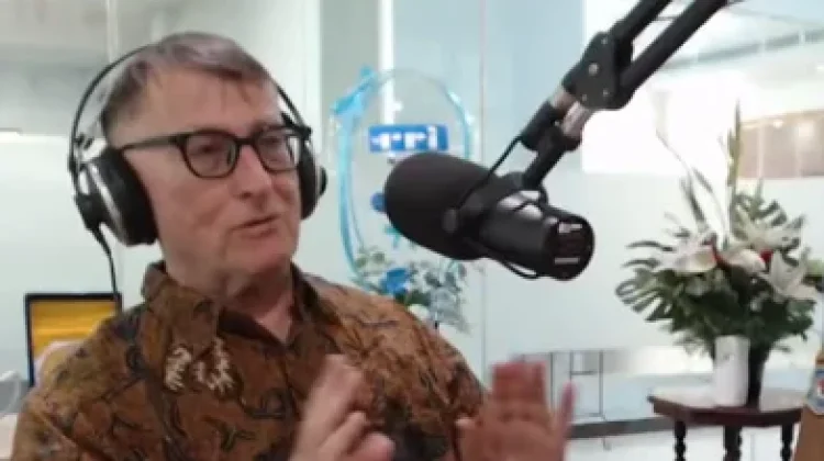 Penulis Sasak Jadi Kekuatan Utama Buku Wastra Lombok Bertaraf Internasional