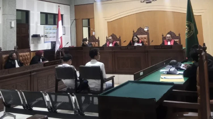 Jelang Vonis Dana Siluman, Hakim Larang Intervensi