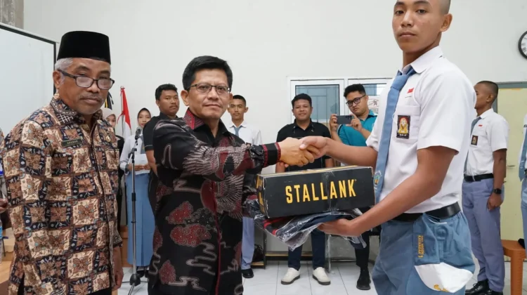 Sebanyak 26 Calon Paskibraka KLU Ikuti Diklat, Sekda Tekankan Disiplin