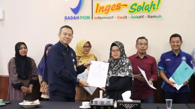 BBPOM Mataram Serahkan 10 Izin Edar, UMK Pangan NTB Naik Kelas Lewat SAPA SEMESTA