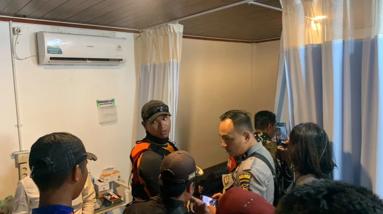 Empat Wisatawan Terjatuh di Tebing Pantai Semeti, Satu Meninggal Dunia