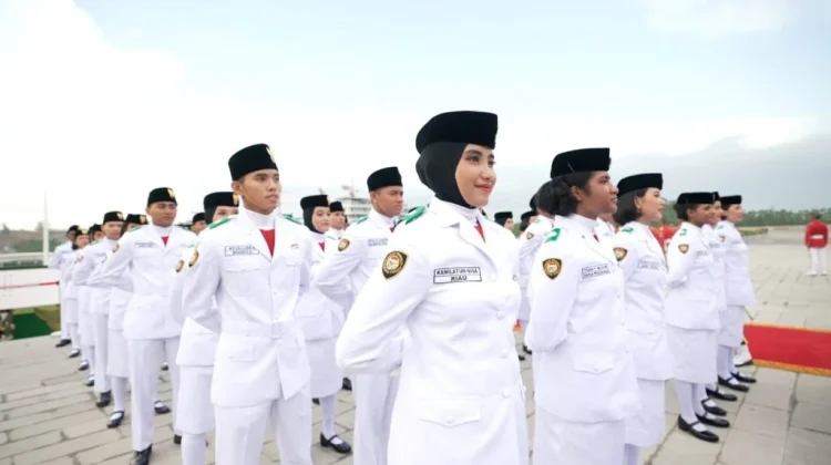 Asal Mula Kisah Pasukan Pengibar Bendera Pusaka Pertama di Indonesia