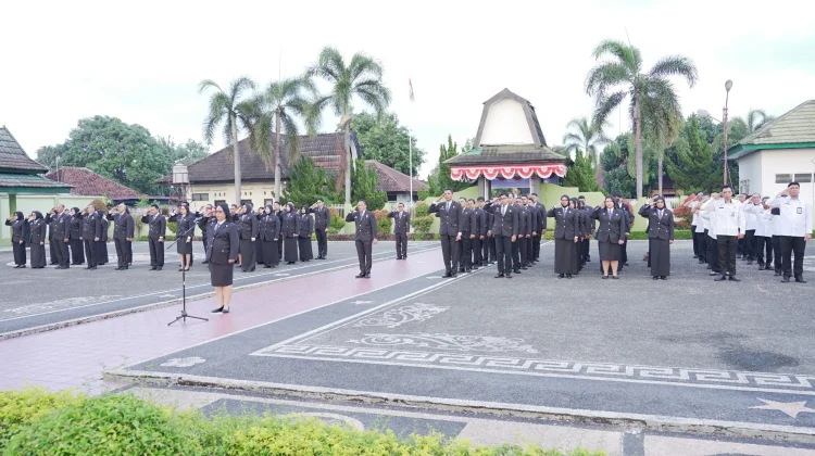 Ziarah dan Tabur Bunga Cara Kemenkum NTB Peringati Hari Pengayoman ke-81