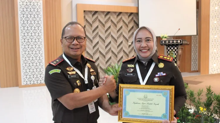 Kajari Lombok Tengah Dimutasi ke Kulon Progo
