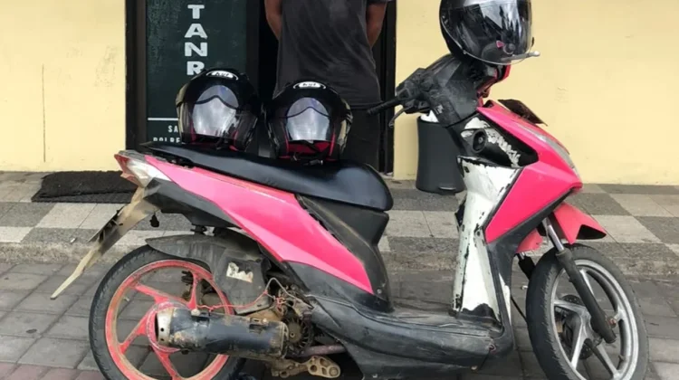 Polisi Tangkap Pria Pencuri Helm di Parkiran RSUD Provinsi NTB