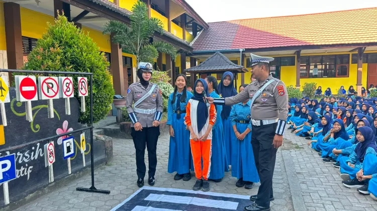 Tanamkan Budaya Tertib Lalu Lintas sejak Dini, Ditlantas Polda NTB Edukasi Pelajar