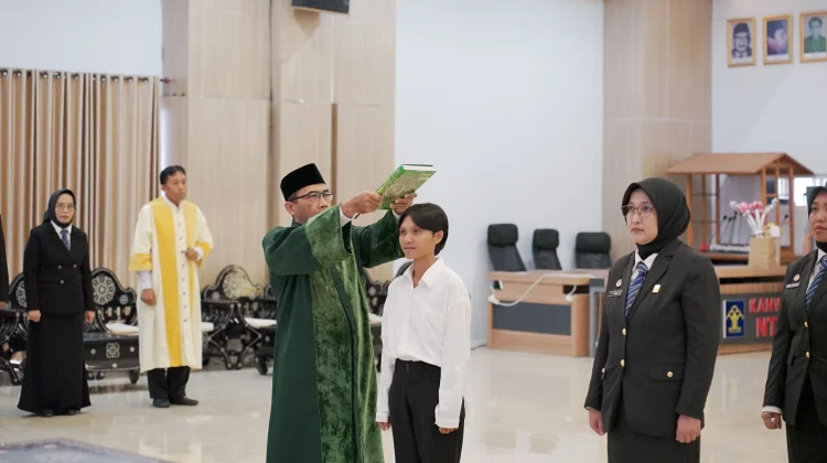 Ucapkan Sumpah dan Janji Setia kepada NKRI, Arda Ernisa Resmi Jadi WNI