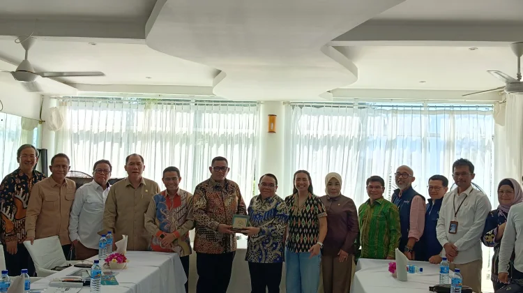 Komisi VII DPR RI Serap Aspirasi Pengembangan Pariwisata Tiga Gili dan UMKM