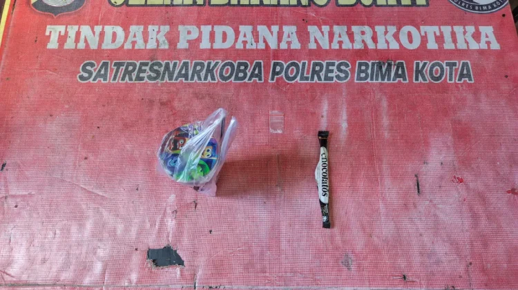Bawa Sabu untuk Tahanan, Dua Nelayan Diamankan di Polsek Asakota