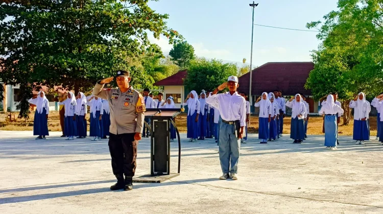 Dari Lapangan Upacara, Polisi Bekali Pelajar Hadapi Bahaya Pergaulan