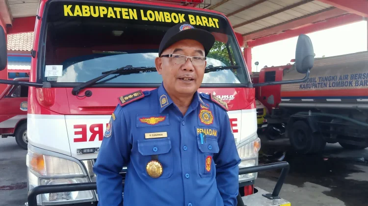 Lingsar-Narmada Jadi Titik Rawan Kebakaran, Damkarmat Lobar Perkuat Relawan Desa