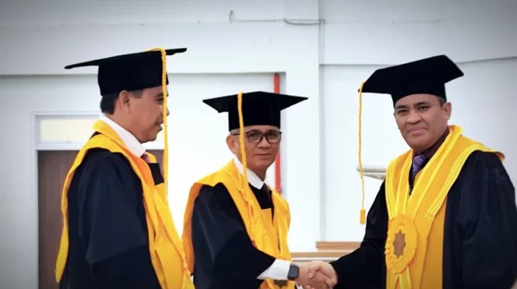 Pengukuhan Guru Besar, Rektor UIN Mataram Ingatkan Profesor Perkuat Pengabdian
