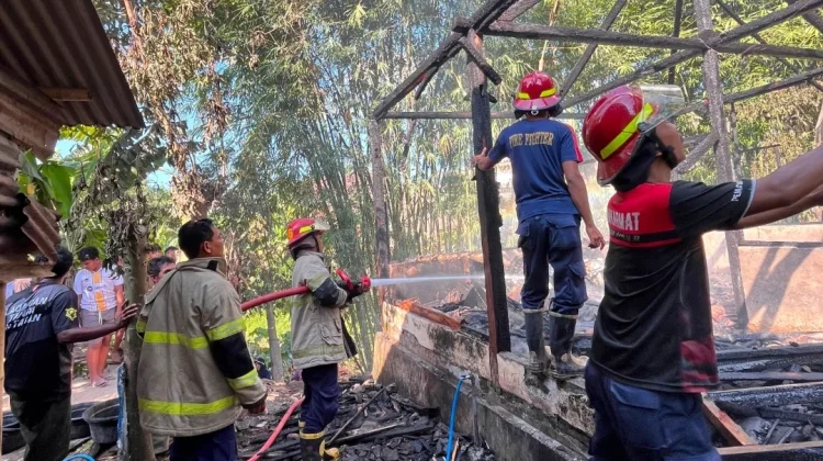 Dapur Penggorengan Keripik Singkong Terbakar, Kerugian Capai Puluhan Juta