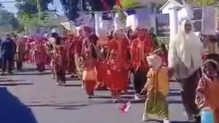 Pawai Budaya PAUD, TK dan RA se-Kota Bima Meriah