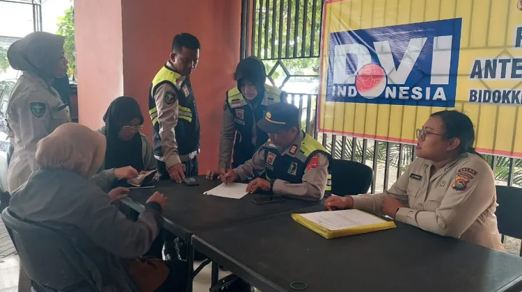 KMP Putri Yasmin Terbakar, 1 Meninggal, Posko DVI Polda NTB Dibuka di Lembar