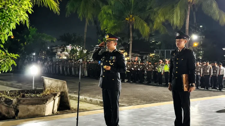 Kapolres Lombok Timur Pimpin Apel Kehormatan dan Renungan Suci