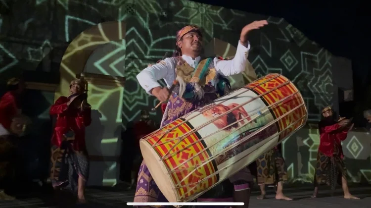 Gendang Beleq Berbasis Video Mapping, Tradisi Sasak Tampil dengan Wajah Baru