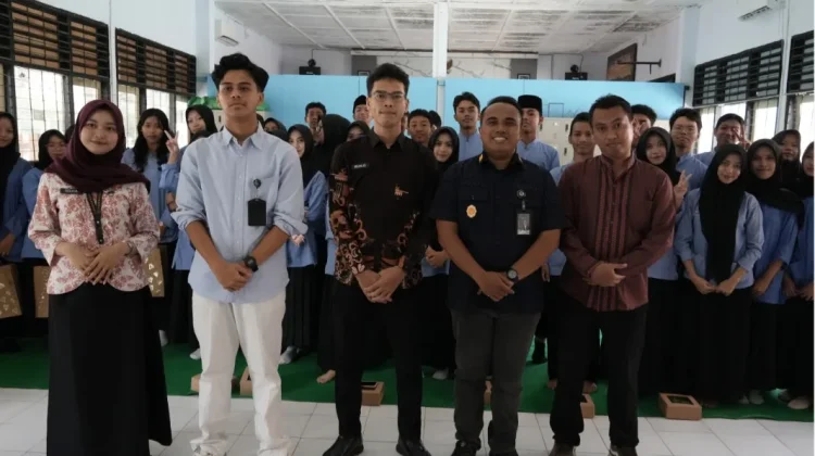 Imigrasi Sumbawa Edukasi Pelajar soal Keimigrasian dan Sekolah Kedinasan