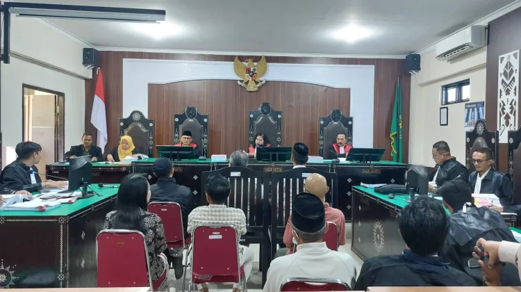 Saksi Ungkap Dugaan Kejanggalan Tender Truk DLH Loteng Rp5,18 Miliar
