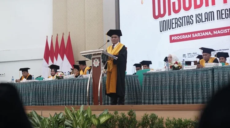 Wisuda 1.443 Lulusan UIN Mataram, Rektor Tekankan Kontribusi untuk Masyarakat