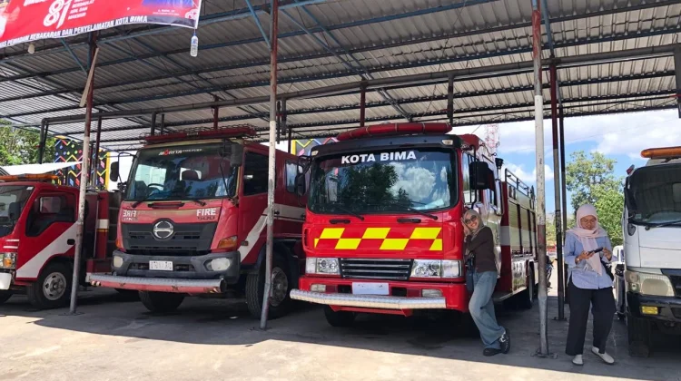 Utamakan Lapor Damkar sebelum Siaran Langsung Kebakaran