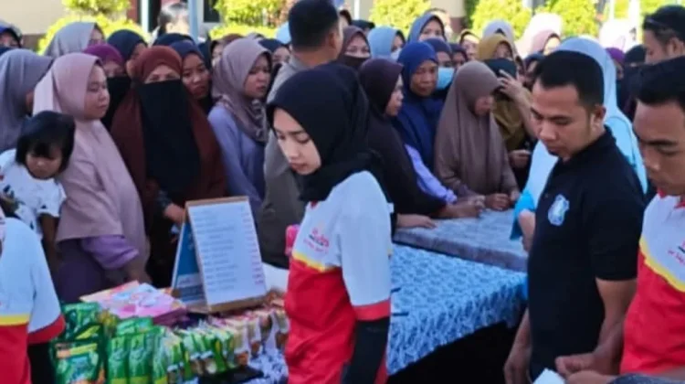 Pemkab Lombok Timur Gelar Pasar Murah untuk Bantu Masyarakat Wanasaba