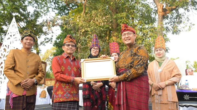 Mulud Adat Bayan Masuk KEN, Tradisi Leluhur Didorong Jadi Penggerak Ekonomi Lokal