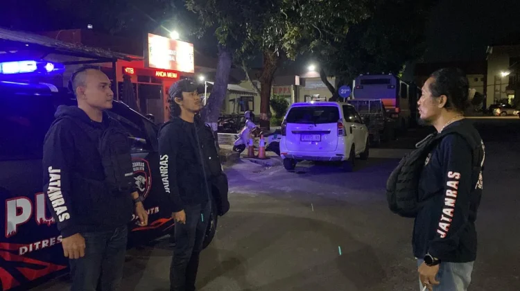Puma Jatanras Polda NTB Keliling Malam Pantau Titik Rawan Gangguan Kamtibmas