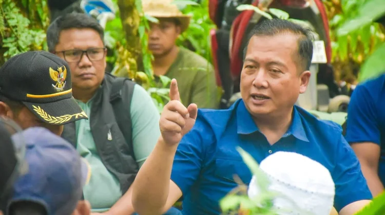 Tiga Kades di Narmada Diminta Buat Awik-awik untuk Jaga Hutan Sesaot