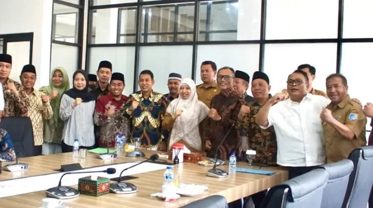 Eksekutif-Legislatif Lobar Perkuat Sinergi Cegah Korupsi di Daerah