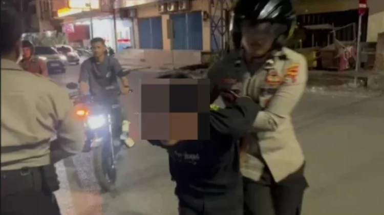 Bawa Sajam, Dua Pemuda Diamankan Polres Bima Kota