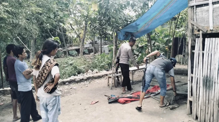 Polsek Sape Bubarkan Judi Sabung Ayam