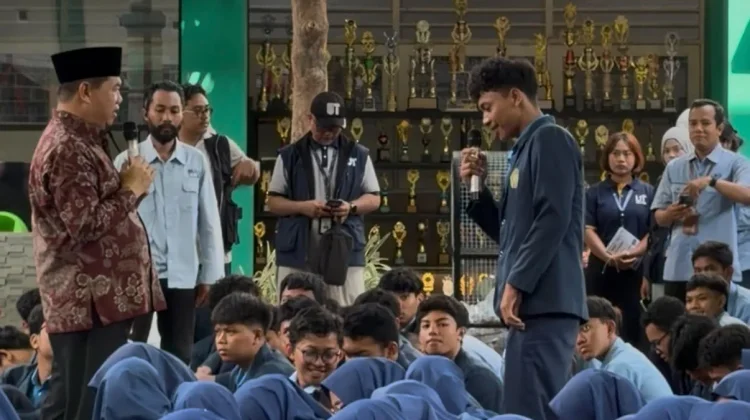 RRI Fest 2026 Kampanyekan Anti Pernikahan Dini di MAN 1 Mataram