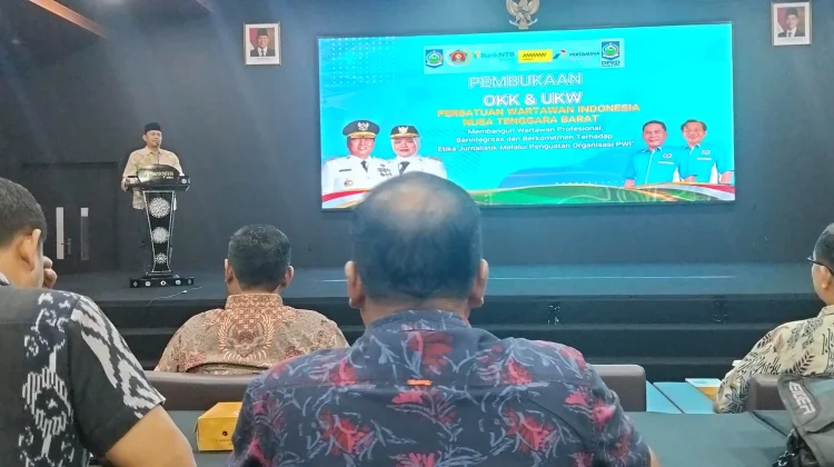 Wartawan Bekerja dengan Kata untuk Menghadirkan Kebenaran