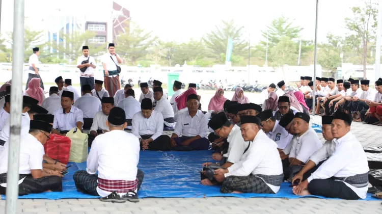 Pemkab Loteng Tekankan Kepedulian Sosial dan Keteladanan Rasulullah