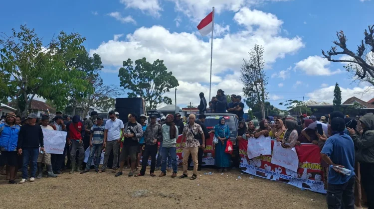 Warga Lantung Tolak Penutupan Tambang Rakyat