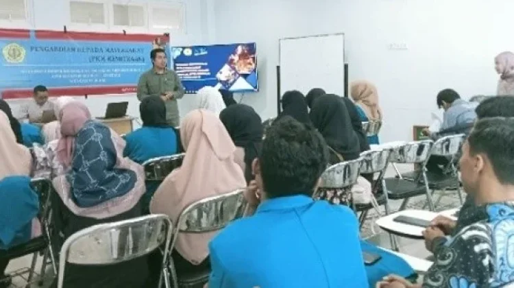 Unram Latih 25 Guru SD di Mataram Membuat Komik Cerita Rakyat Sasak dengan AI