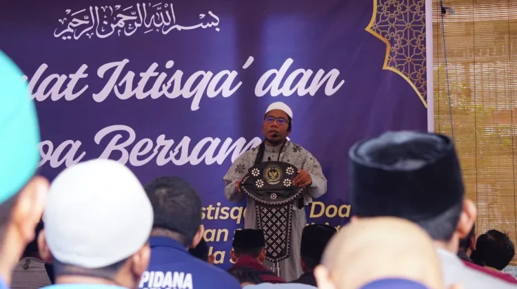 Lapas Selong Gelar Sholat Istisqa' Doakan Turun Hujan Penuh Keberkahan