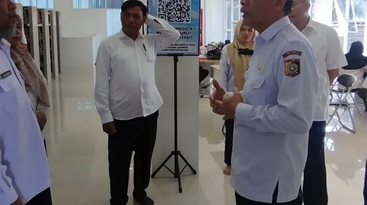Kunjungan Tinggi, Fasilitas Digital Perpustakaan Lotim Masih Terbatas